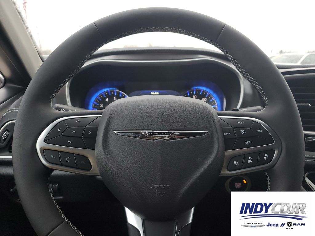2026 Chrysler Pacifica Select - Photo 21