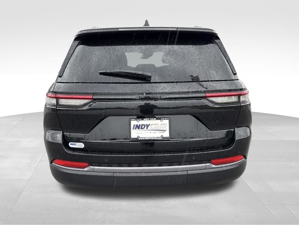 New 2026 Jeep Grand Cherokee LAREDO ALTITUDE 4X4 Sport Utility