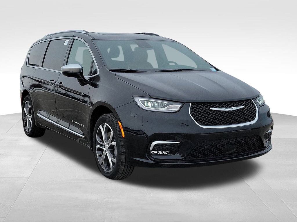 New 2026 Chrysler Pacifica PINNACLE AWD Passenger Van
