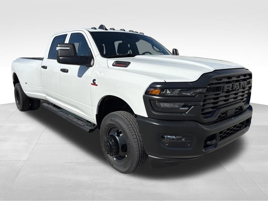 New 2026 Ram 3500 TRADESMAN CREW CAB 4X4 8' BOX Pickup