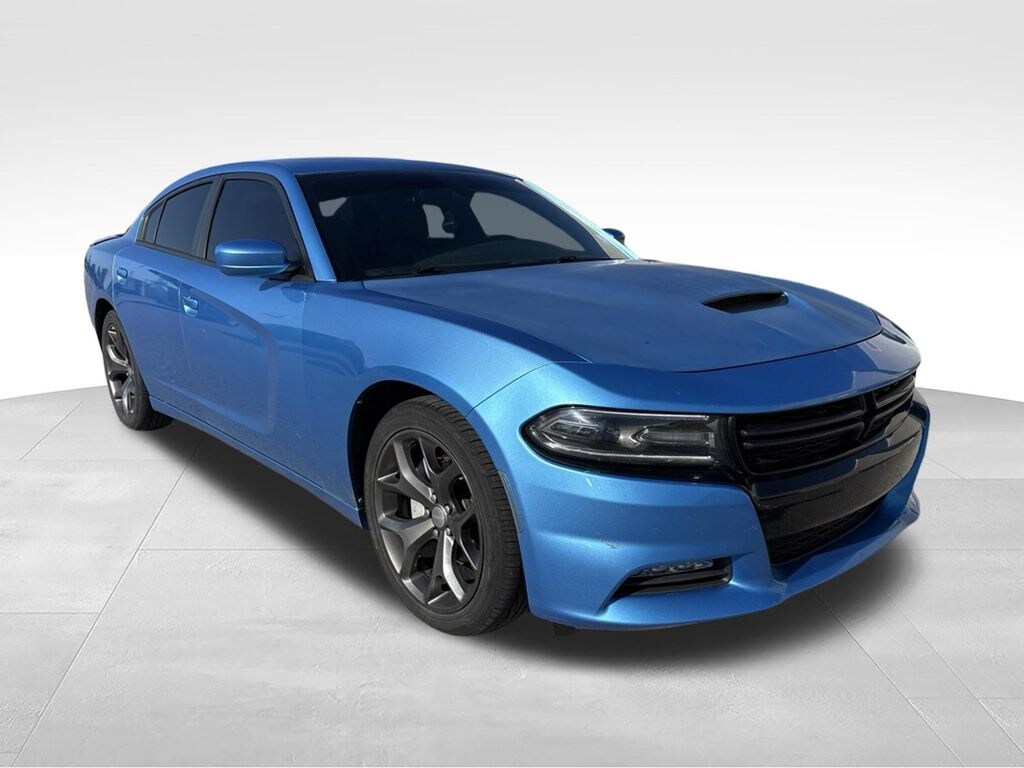 Used 2015 Dodge Charger SXT Sedan