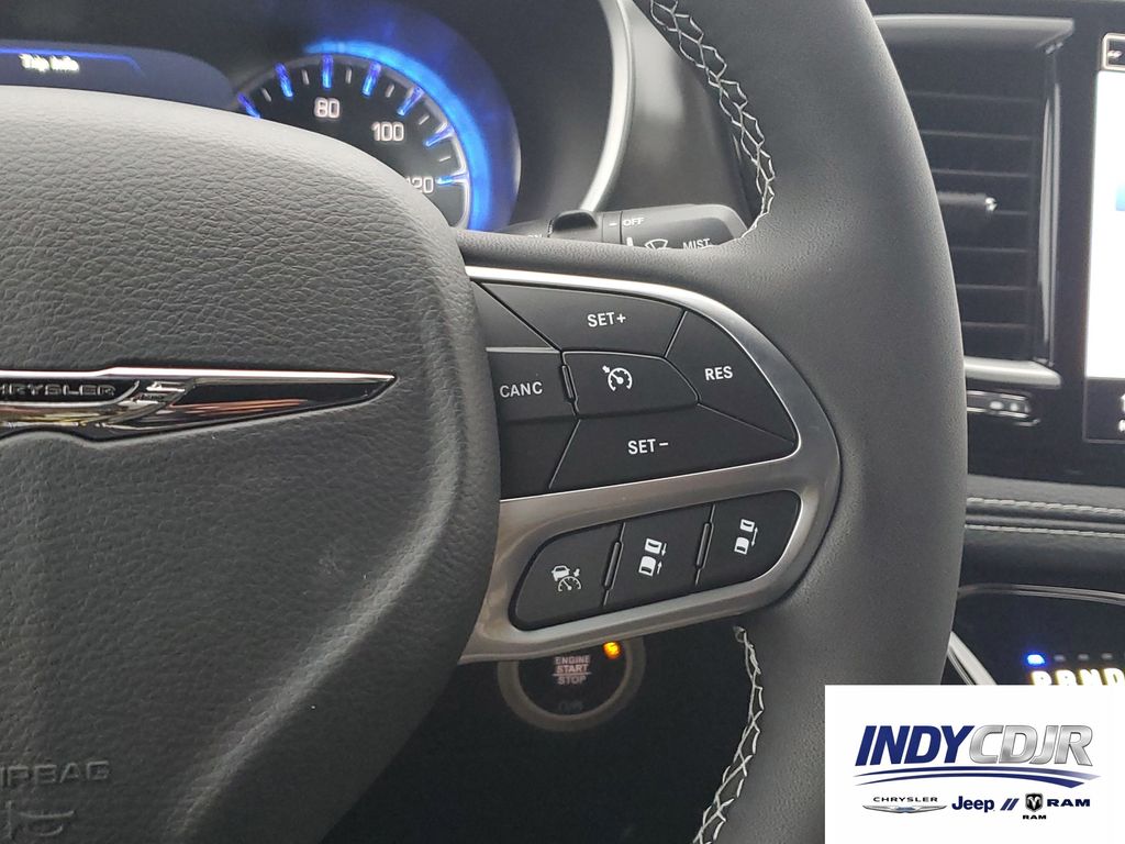 2026 Chrysler Pacifica Select - Photo 23