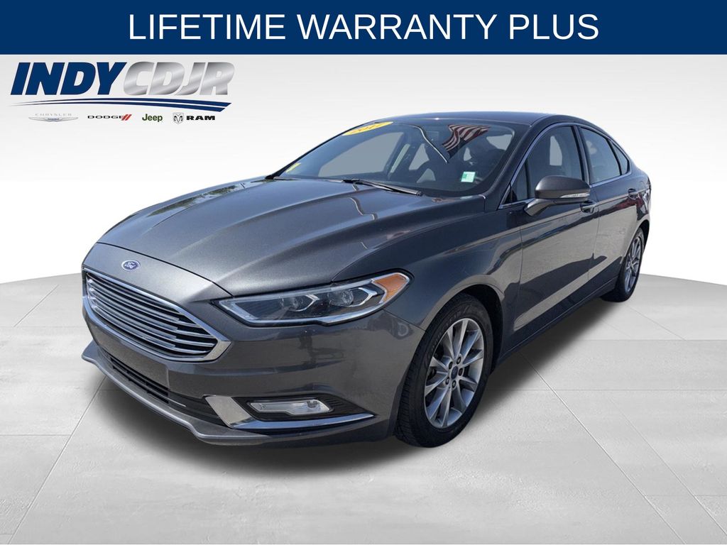 2017 Ford Fusion SE FWD's photo