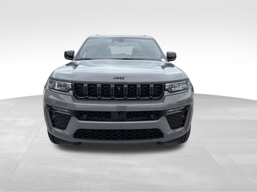 New 2027 Jeep Grand Cherokee 2 Row LIMITED 4X4 Sport Utility