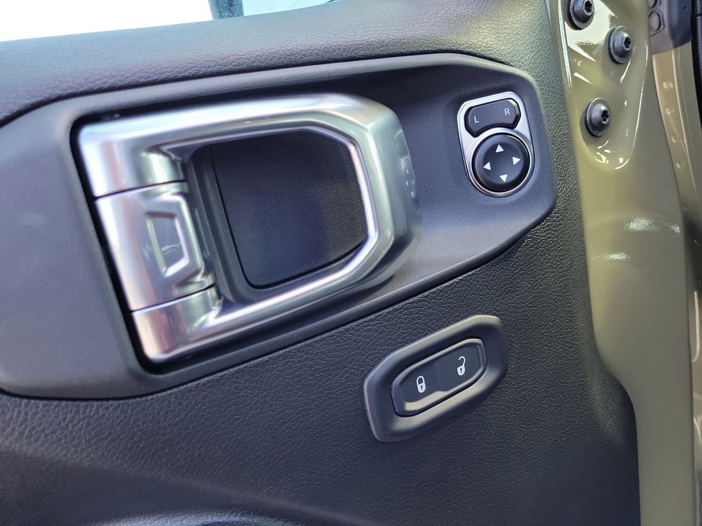2025 Jeep Wrangler 4-Door Sport S - Photo 18
