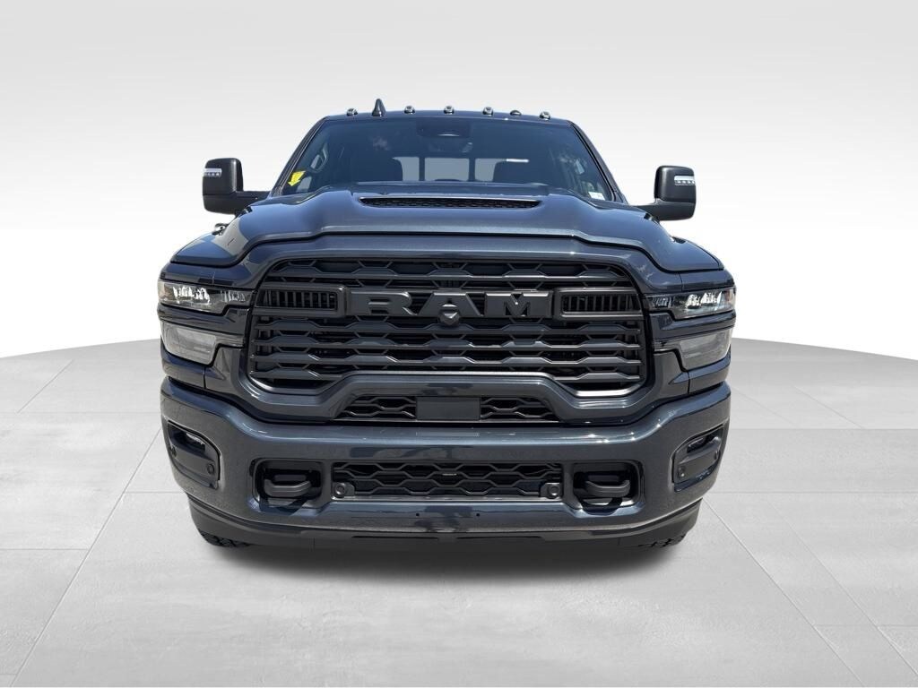 New 2026 Ram 2500 BLACK EXPRESS CREW CAB 4X4 6'4 BOX Pickup