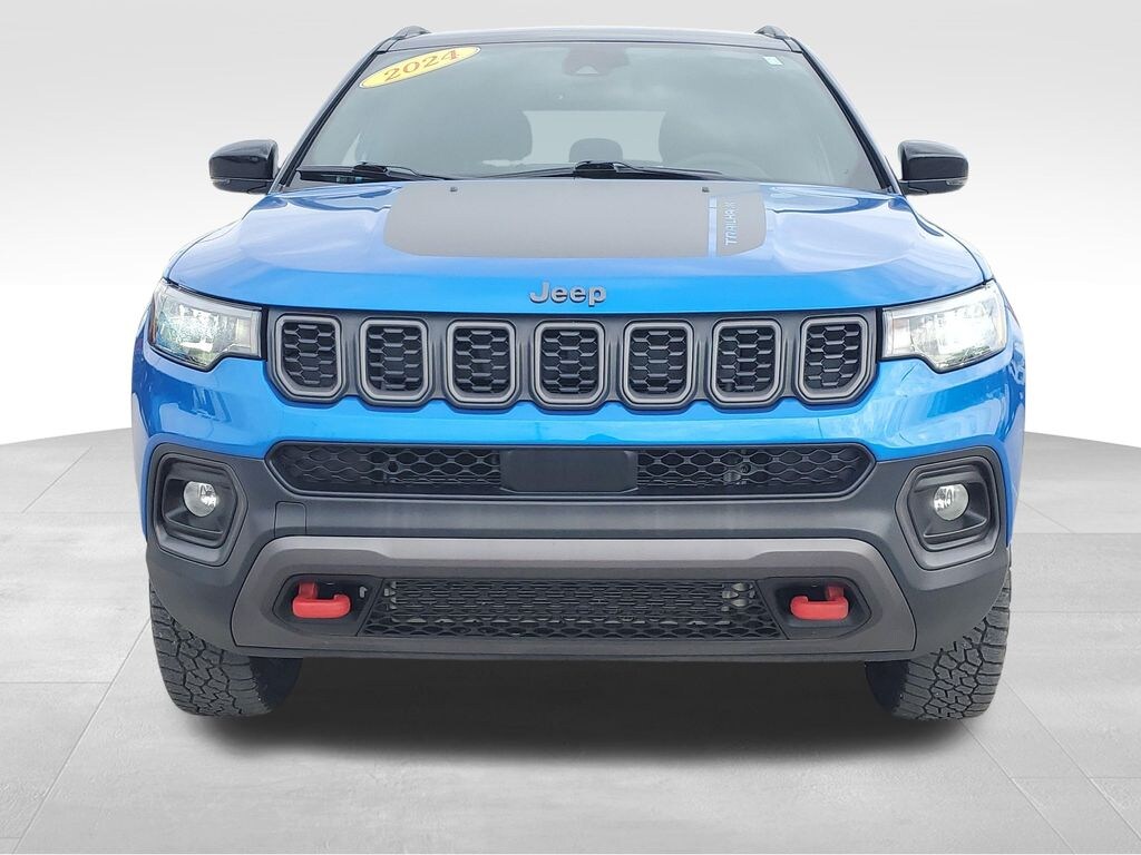 Used 2024 Jeep Compass Trailhawk SUV