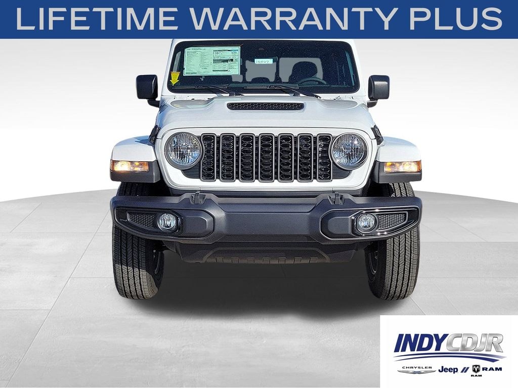 New 2025 Jeep Gladiator SPORT S 4X4 Pickup