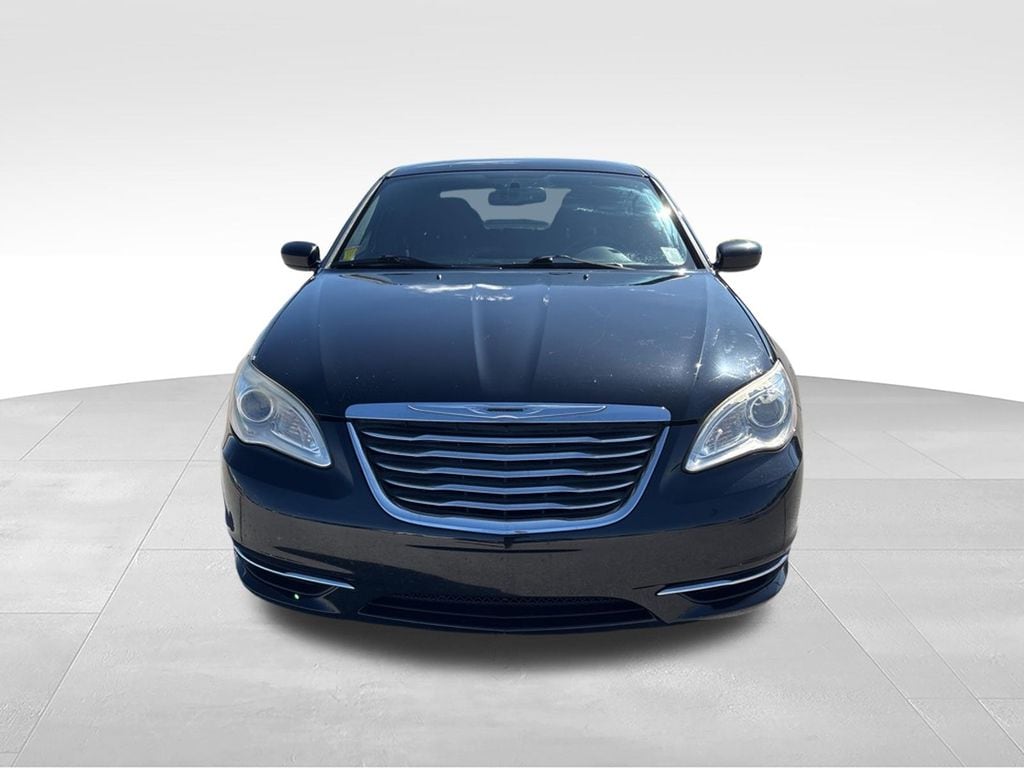 Used 2012 Chrysler 200 Touring with VIN 1C3CCBBGXCN198043 for sale in Brownsburg, IN