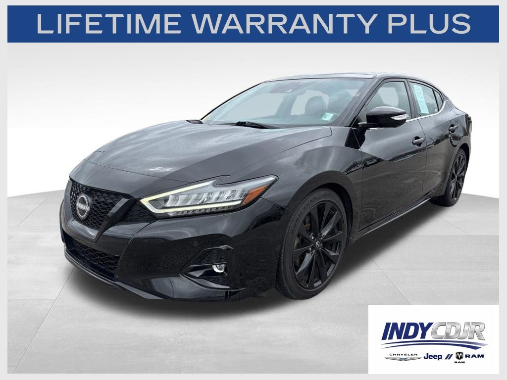 2023 Nissan Maxima SR's photo