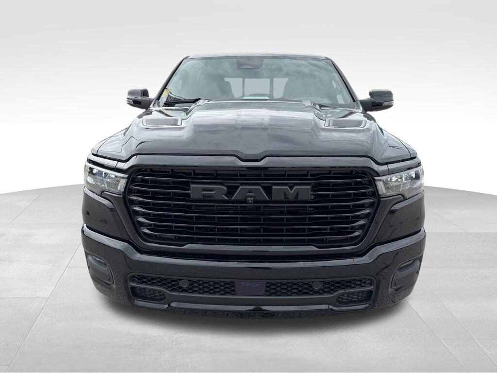 New 2026 Ram 1500 LARAMIE CREW CAB 4X4 5'7 BOX Pickup