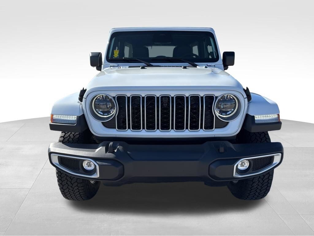 New 2026 Jeep Wrangler 4-DOOR SAHARA Sport Utility
