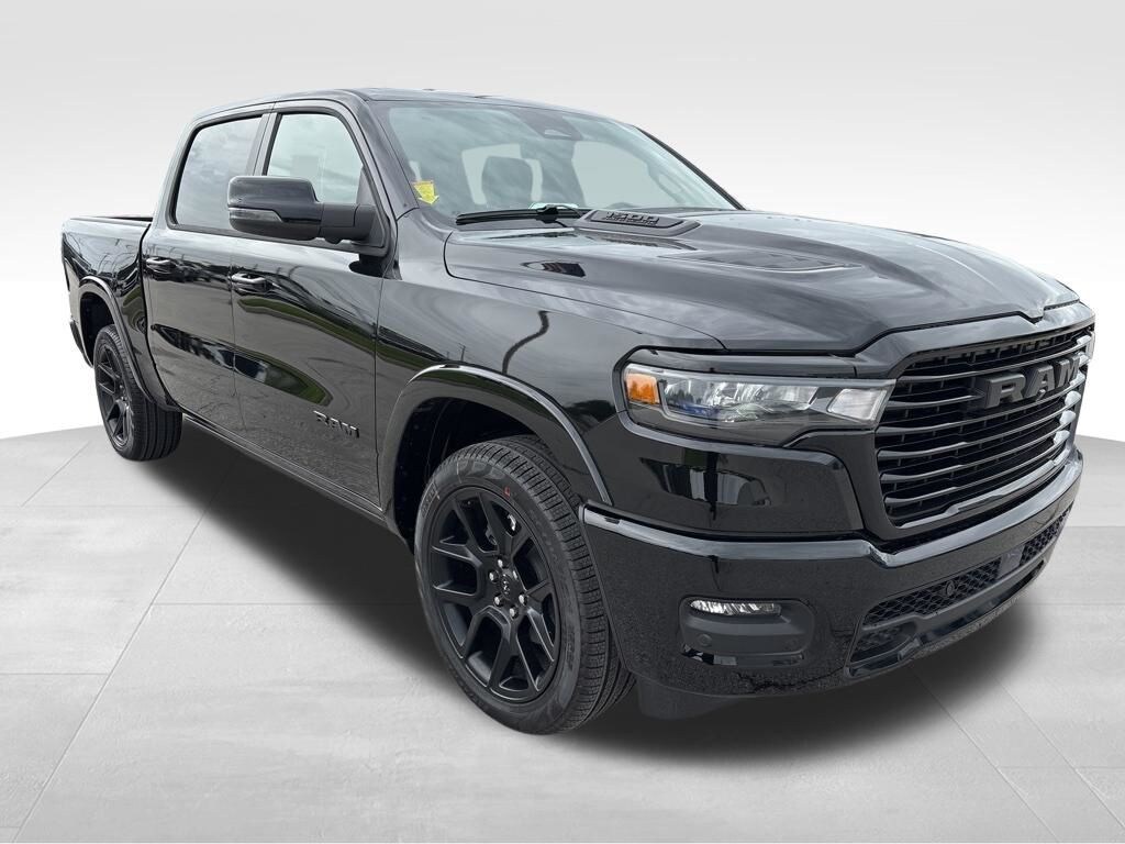 New 2026 Ram 1500 LARAMIE CREW CAB 4X4 5'7 BOX Pickup