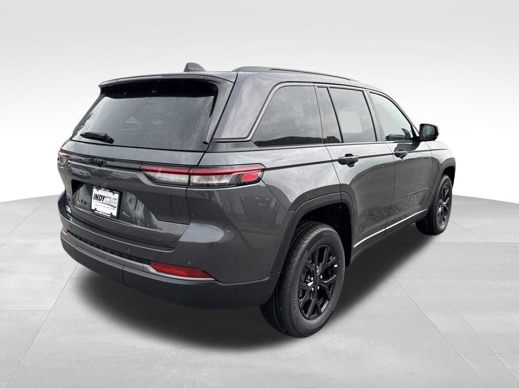 New 2026 Jeep Grand Cherokee LAREDO ALTITUDE 4X4 Sport Utility