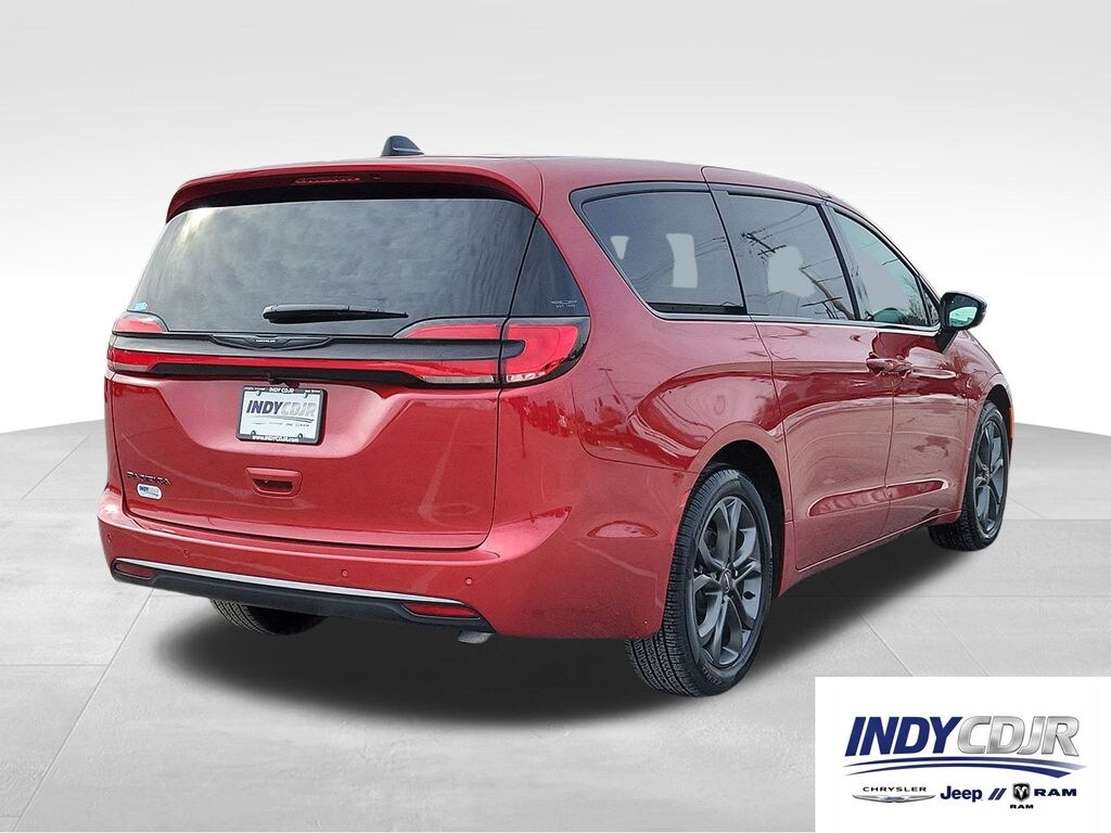 New 2026 Chrysler Pacifica SELECT Passenger Van