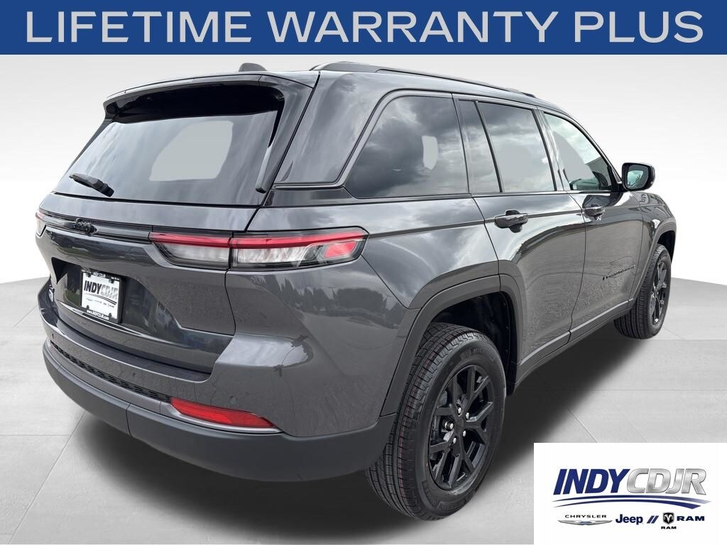 New 2026 Jeep Grand Cherokee LAREDO ALTITUDE 4X4 Sport Utility