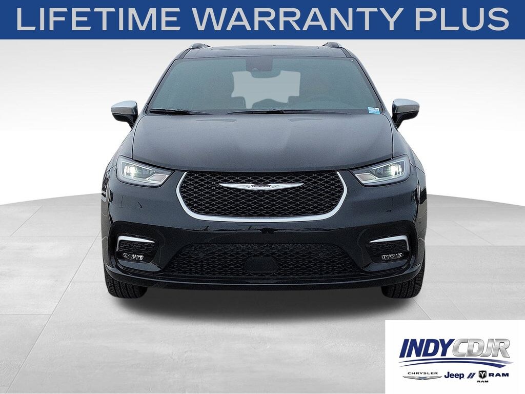 New 2026 Chrysler Pacifica PINNACLE AWD Passenger Van