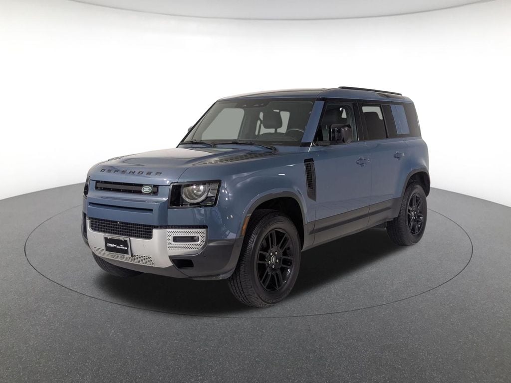 2025 Land Rover Defender 110 S P300's photo