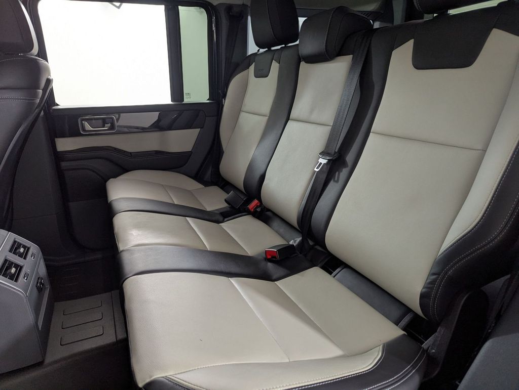 2025 INEOS Grenadier Fieldmaster Edition - Photo 10