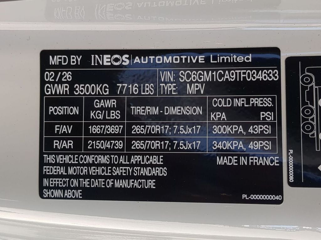 ewsgvページ 2026 INEOS Grenadier Base | CarEdge | CarEdge