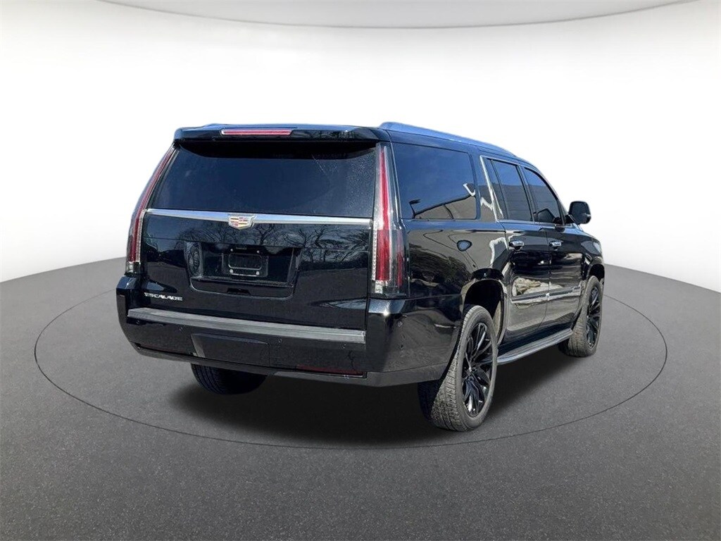 Used 2017 Cadillac Escalade ESV Luxury SUV