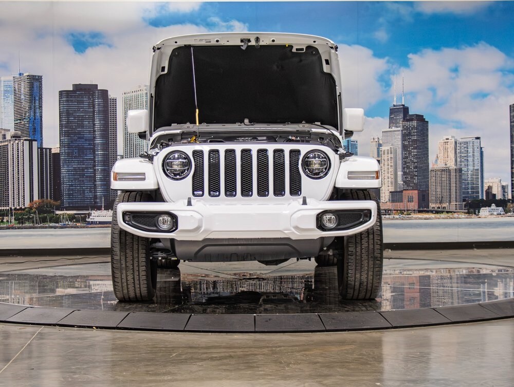 2021 Jeep Wrangler Unlimited Sahara High Altitude photo 3