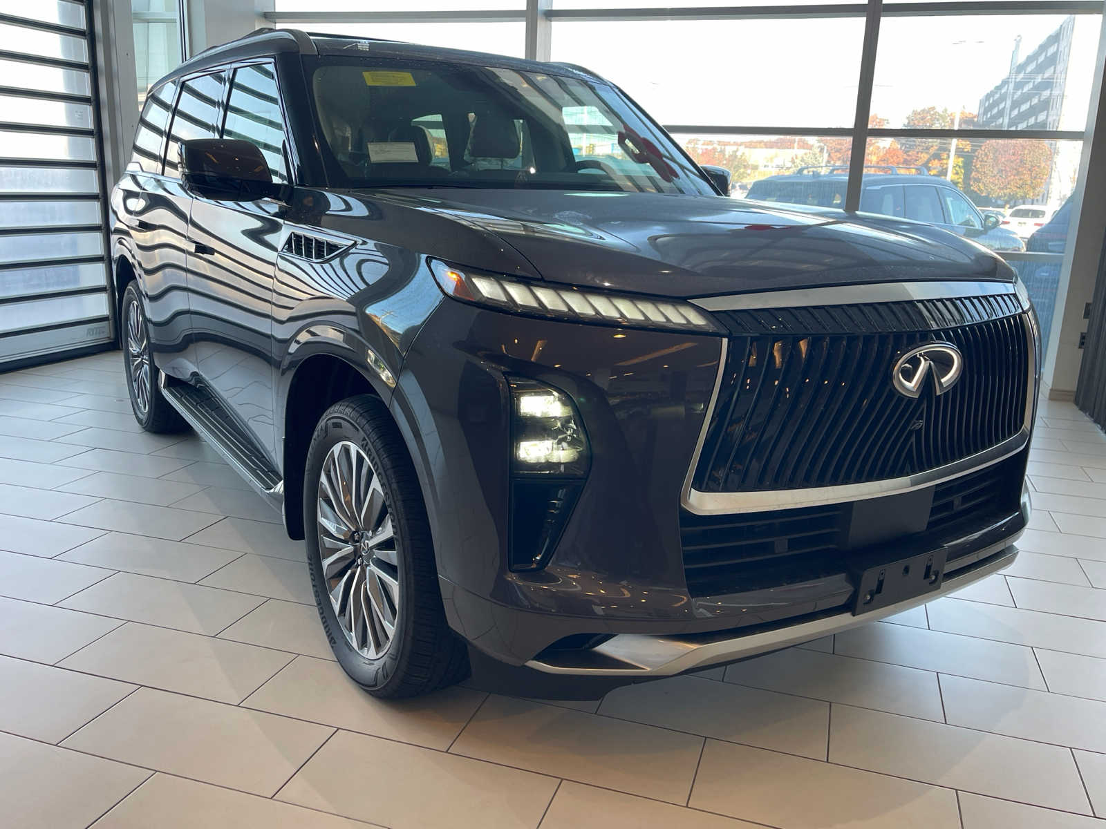2025 INFINITI QX80 Luxe 4WD