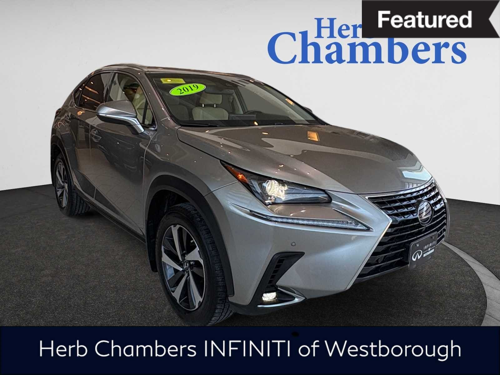 2019 Lexus NX Hybrid 300h's photo