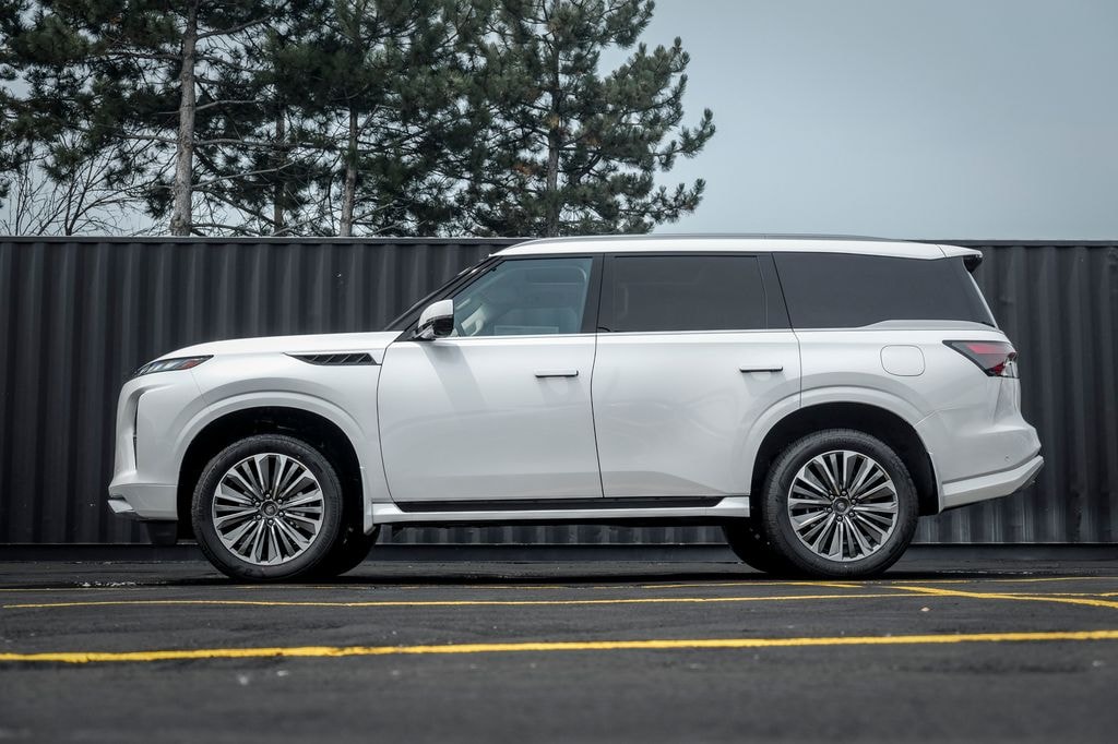 New 2027 INFINITI QX80 LUXE SUV