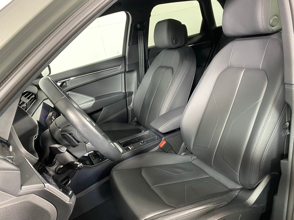 2024 AUDI Q3 - Image 21