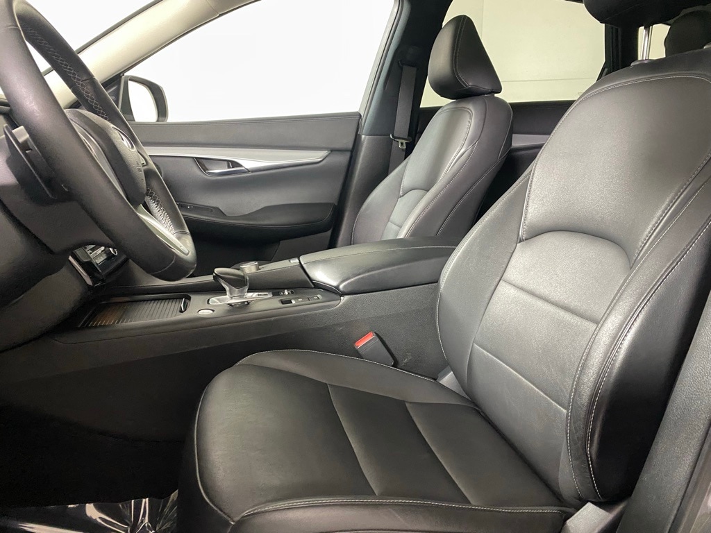 2020 INFINITI QX50 - Image 22