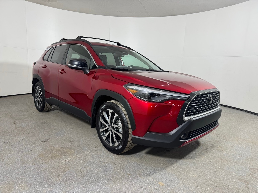 2025 TOYOTA COROLLA CROSS - Image 3