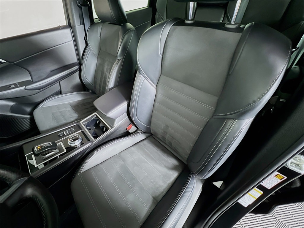 2024 MITSUBISHI OUTLANDER - Image 21