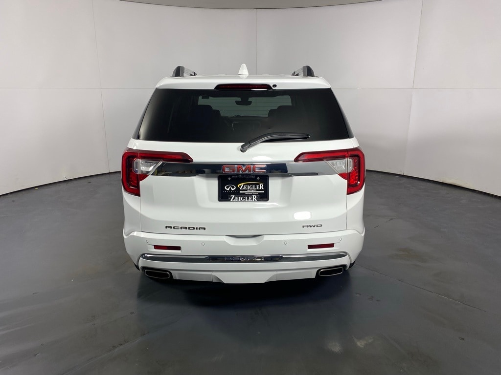 2023 GMC ACADIA - Image 4