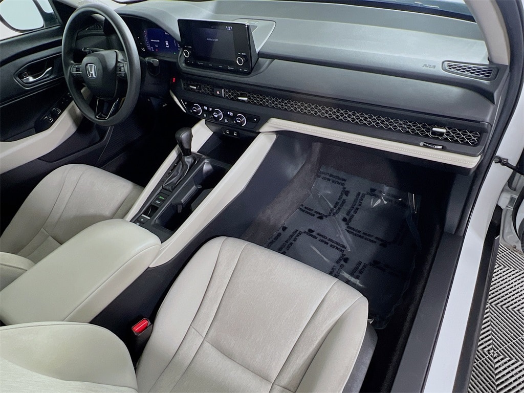 2023 HONDA ACCORD - Image 27