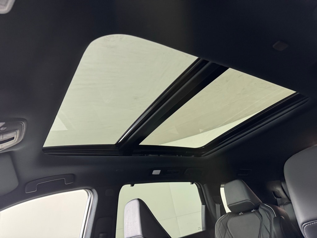 2025 INFINITI QX60 - Image 28