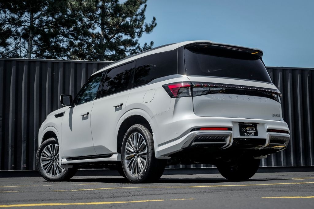 New 2027 INFINITI QX80 LUXE SUV