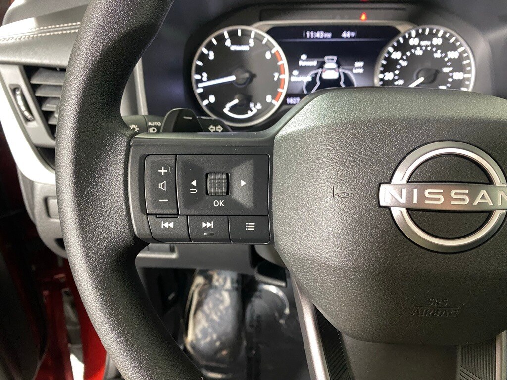 2025 NISSAN ROGUE - Image 10