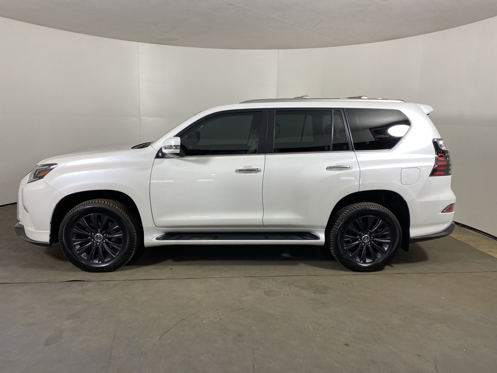 2023 LEXUS GX - Image 2