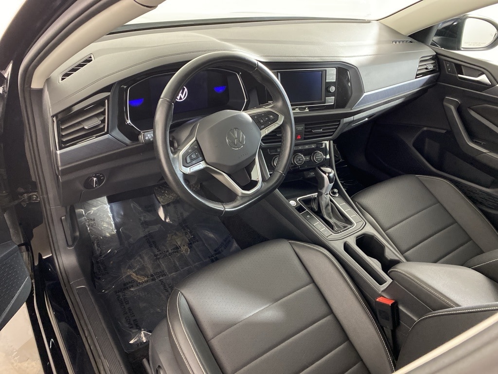 2024 VOLKSWAGEN JETTA - Image 9