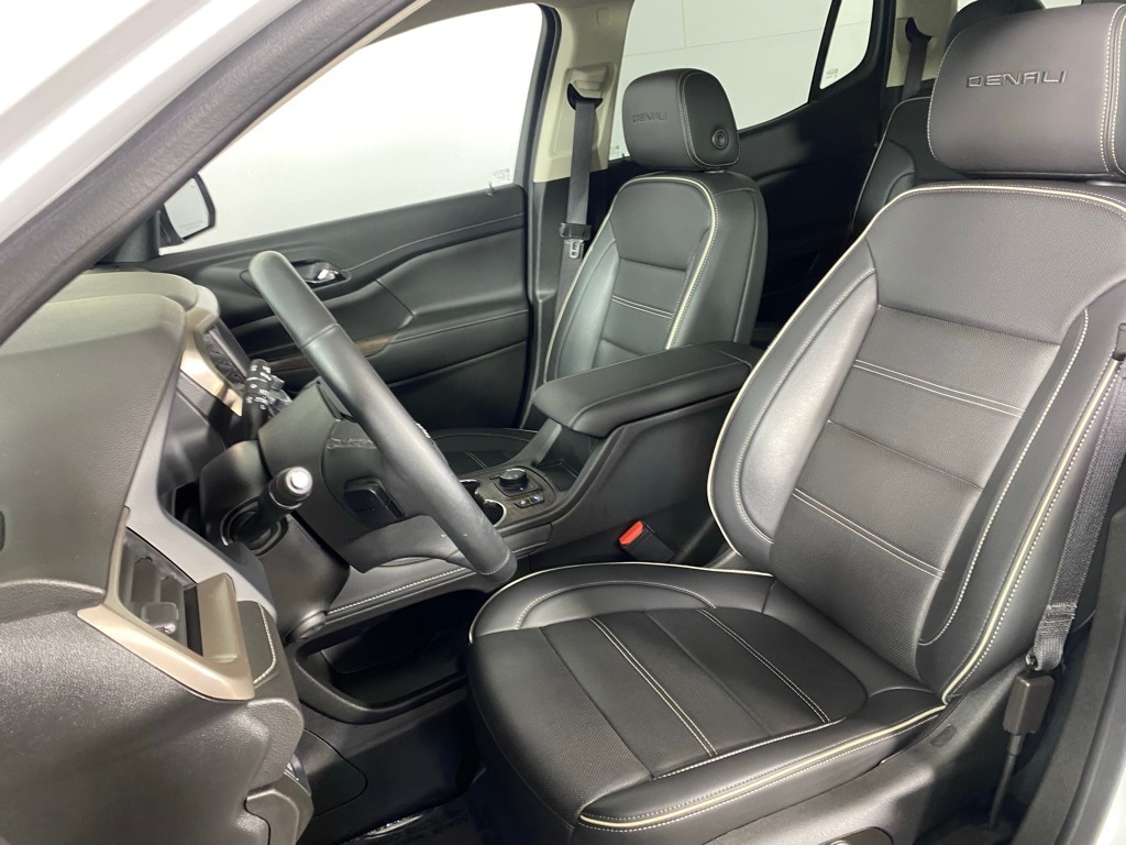 2023 GMC ACADIA - Image 23