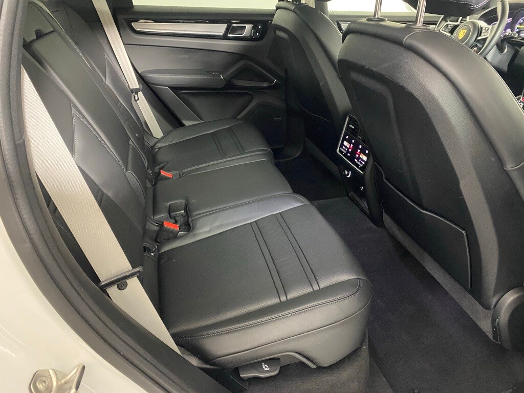 2022 PORSCHE CAYENNE - Image 28