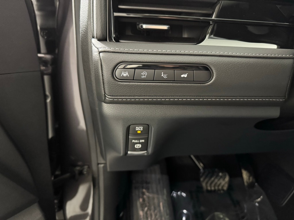 2026 INFINITI QX80 - Image 13