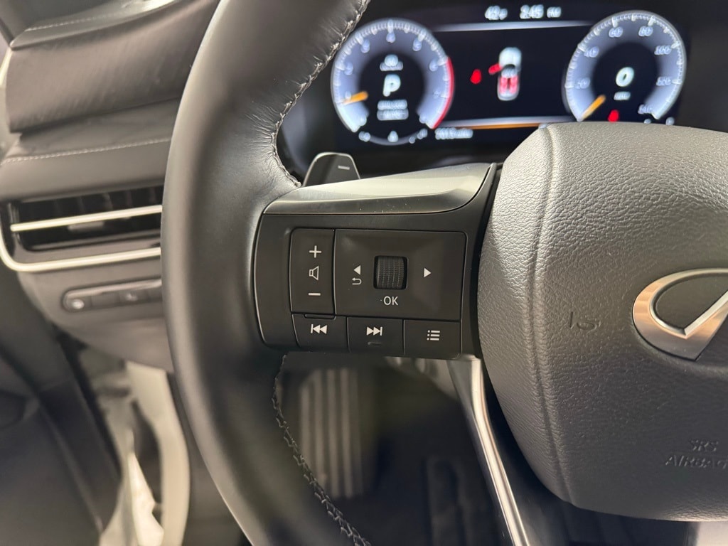2025 INFINITI QX60 - Image 17