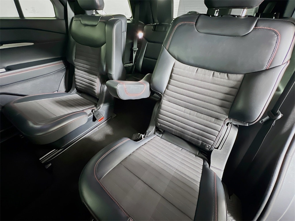 2025 FORD EXPLORER - Image 24