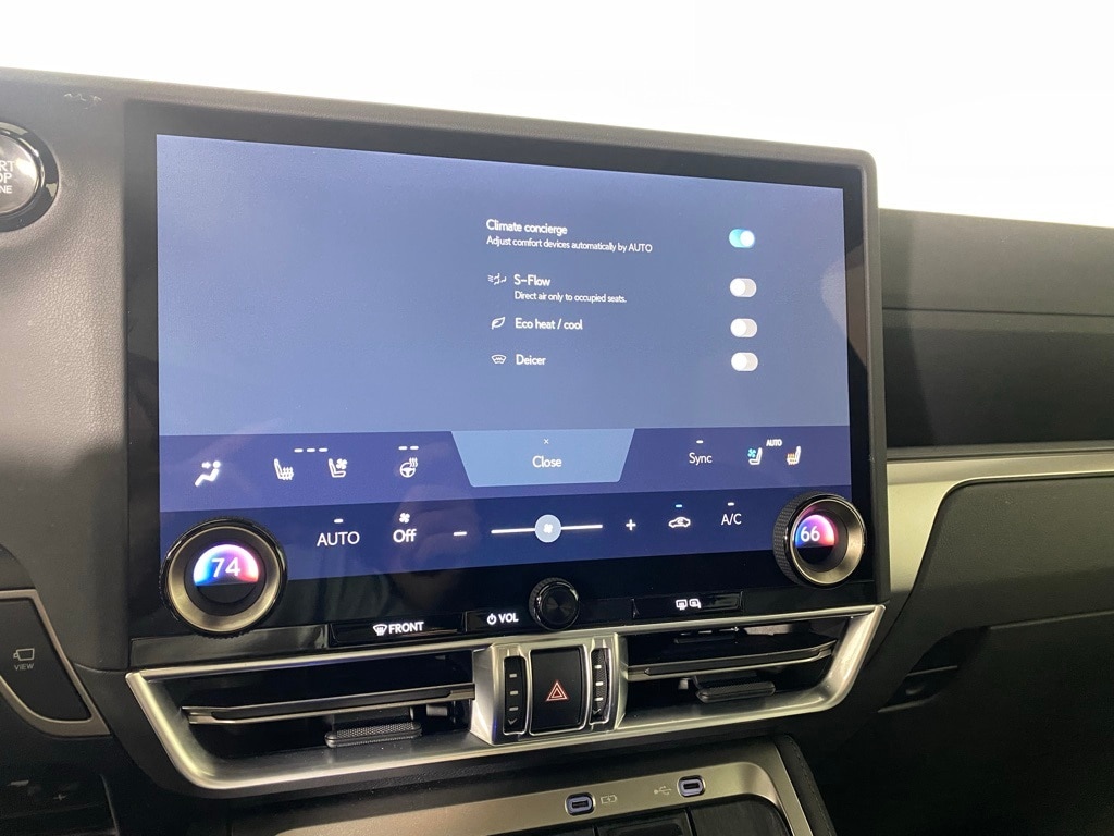 2024 LEXUS GX - Image 17