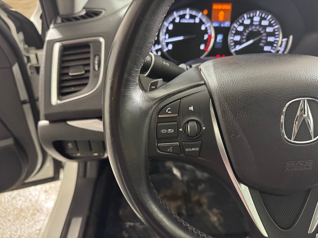 2016 ACURA TLX - Image 18