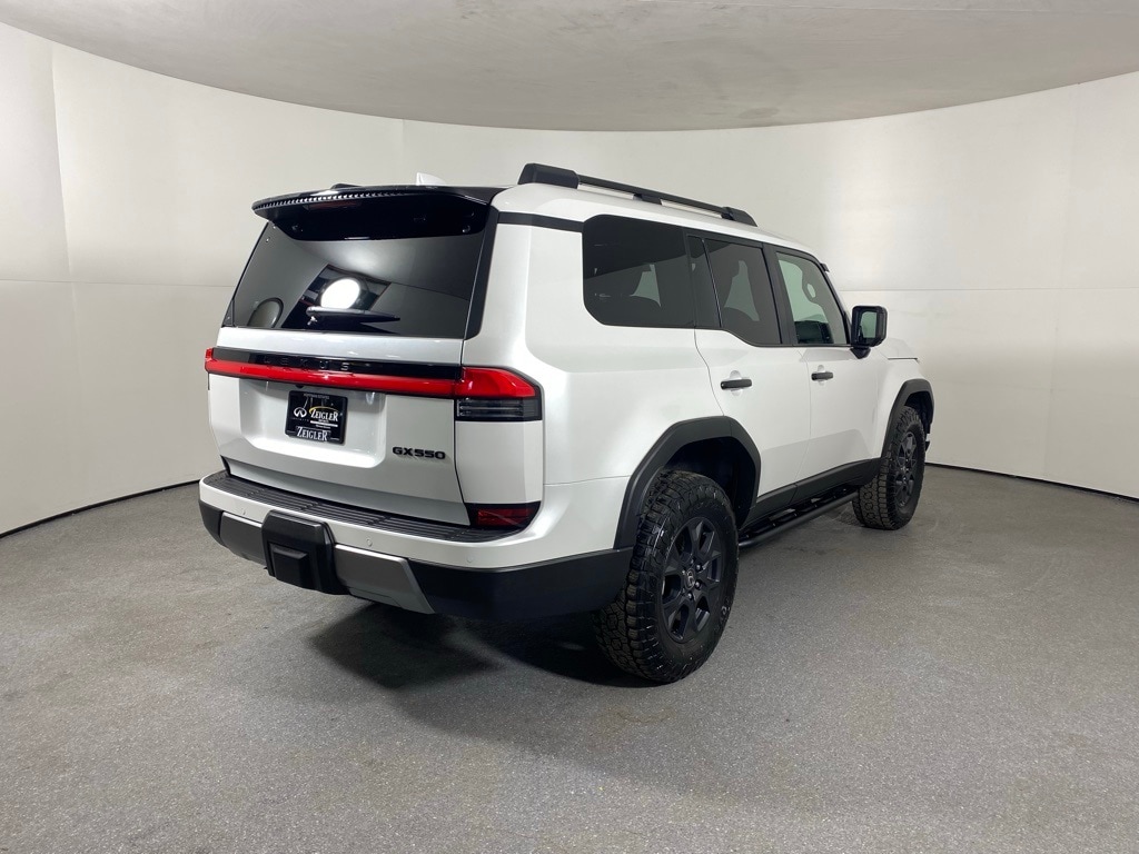 2024 LEXUS GX - Image 5