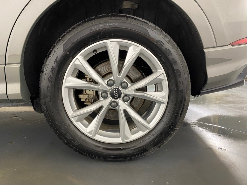 2024 AUDI Q3 - Image 32