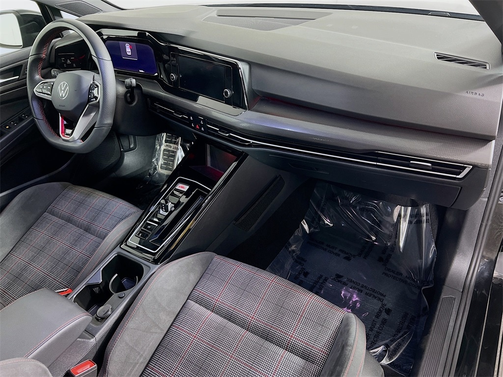 2024 VOLKSWAGEN GOLF GTI - Image 27